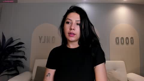 Snapshot of lilawest chatting on 03-04-25, 12:01 Lila West online show from 03-04-25, 12:01