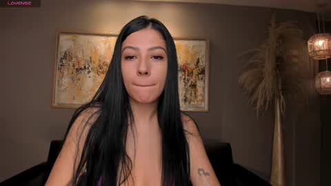 Snapshot of lilawest chatting on 10-23-25, 11:20 Lila West online show from 10-23-25, 11:20