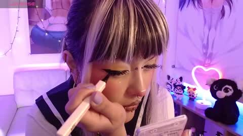 Snapshot of lilcandy19 chatting on 01-19-26, 12:20 lilcandy19 online show from 01-19-26, 12:20