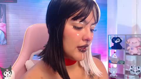 Snapshot of lilcandy19 chatting on 05-20-26, 11:49 lilcandy19 online show from 05-20-26, 11:49