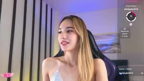 Snapshot of lilcatalia chatting on 10-26-25, 09:37 Hi im Yuki online show from 10-26-25, 09:37