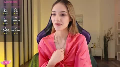 Snapshot of lilcatalia chatting on 11-16-25, 10:10 Hi im Yuki online show from 11-16-25, 10:10