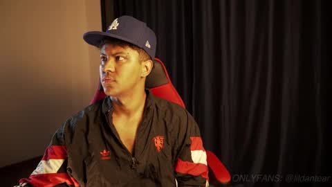 Snapshot of lildantear chatting on 03-16-26, 08:40 Dante online show from 03-16-26, 08:40