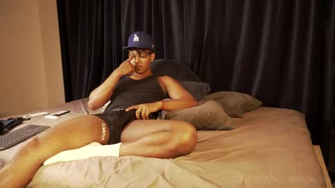 Snapshot of lildantear chatting on 03-20-26, 08:52 Dante online show from 03-20-26, 08:52