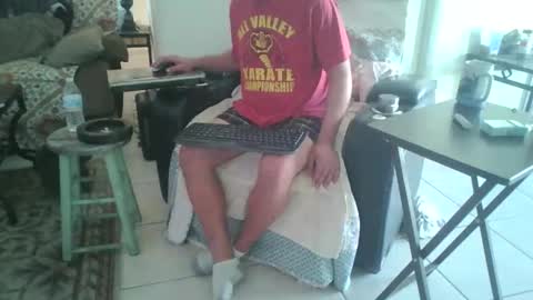 Snapshot of lildicksissy chatting on 12-19-25, 02:02 lildicksissy online show from 12-19-25, 02:02