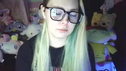 Snapshot of lilemmy1999 chatting on 01-30-25, 11:44 emily ryanson online show from 01-30-25, 11:44