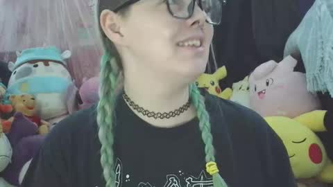 Snapshot of lilemmy1999 chatting on 10-30-25, 08:20 emily ryanson online show from 10-30-25, 08:20