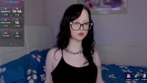 Nika and Lori online show from 01-23-25, 10:43