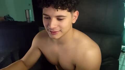 Snapshot of lilhotnando chatting on 02-01-26, 04:11 Fernando online show from 02-01-26, 04:11