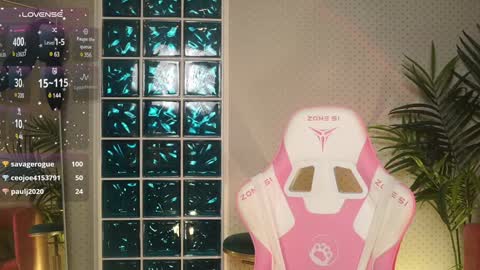 Lili online show from 12-12-24, 12:01