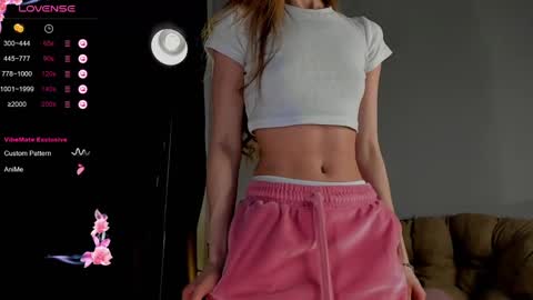 lili__roze_ online show from 03-02-25, 09:22