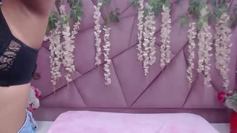 Snapshot of lili_candies chatting on 09-25-25, 11:58 LILI CANDIES online show from 09-25-25, 11:58