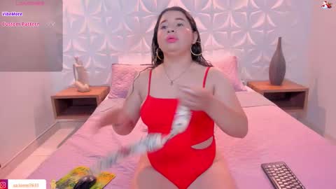 Snapshot of lili_mccormick chatting on 01-10-26, 02:57 SALOME online show from 01-10-26, 02:57