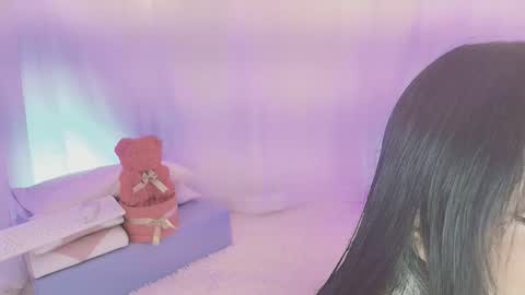 Snapshot of lili_tay chatting on 09-28-25, 11:04 Lili online show from 09-28-25, 11:04