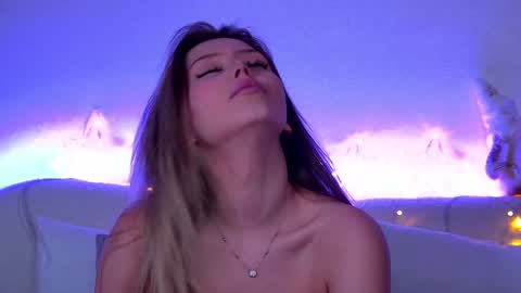 Mia online show from 12-27-24, 04:32