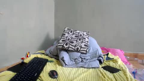 Snapshot of liliahsexie chatting on 10-30-25, 06:37 liliah online show from 10-30-25, 06:37