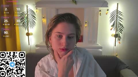 Snapshot of lilian_daniels chatting on 12-18-25, 04:29 Lilian online show from 12-18-25, 04:29