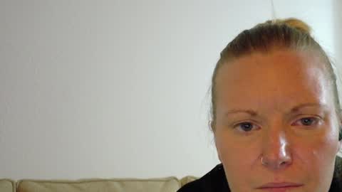 LilianaX online show from 04-27-26, 04:10