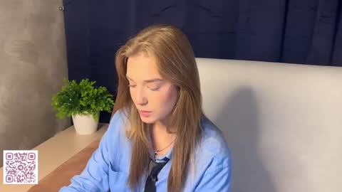 LilianLees online show from 10-07-25, 04:59