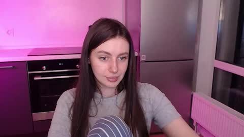 Lilu online show from 03-24-26, 12:04