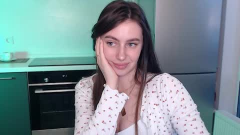 Lilu online show from 04-21-26, 02:51