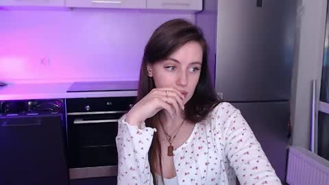 Lilu online show from 06-06-26, 12:05