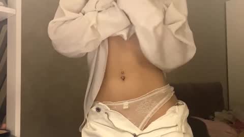 Snapshot of liliavendetta chatting on 03-18-26, 05:16 Liliya online show from 03-18-26, 05:16