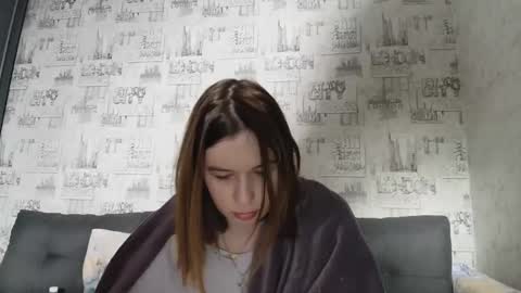 liliawoolf online show from 09-27-25, 06:02