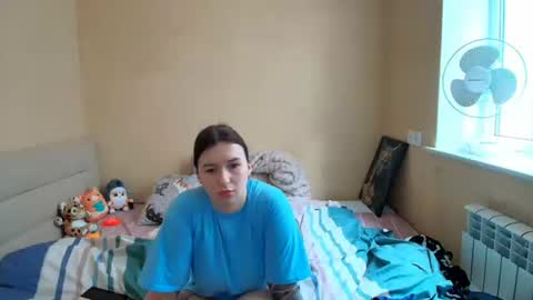 liliawoolf online show from 10-11-25, 08:13