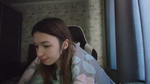 Snapshot of liliawoolf chatting on 04-27-26, 03:59 liliawoolf online show from 04-27-26, 03:59