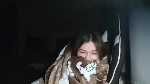 Snapshot of liliawoolf chatting on 05-15-26, 05:53 liliawoolf online show from 05-15-26, 05:53