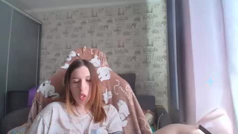 Snapshot of liliawoolf chatting on 05-29-26, 08:45 liliawoolf online show from 05-29-26, 08:45