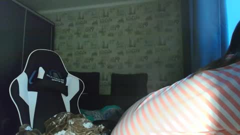 Snapshot of liliawoolf chatting on 06-01-26, 05:14 liliawoolf online show from 06-01-26, 05:14