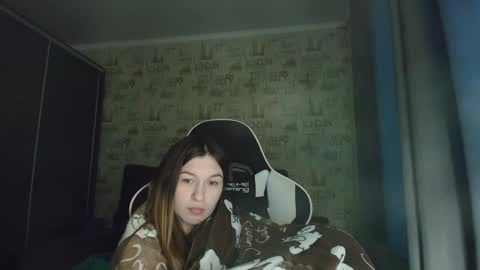 Snapshot of liliawoolf chatting on 06-03-26, 04:15 liliawoolf online show from 06-03-26, 04:15