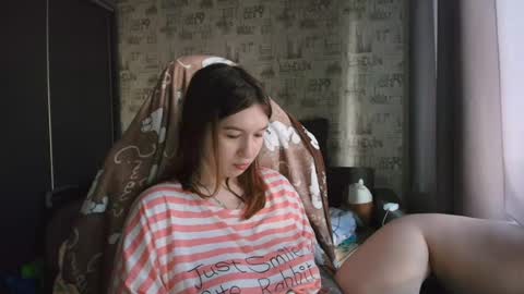 Snapshot of liliawoolf chatting on 06-16-26, 02:09 liliawoolf online show from 06-16-26, 02:09