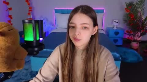 Lili Bakery online show from 11-04-25, 01:48