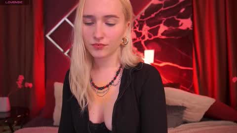 Snapshot of lilielfie chatting on 02-16-26, 11:56 lilielfie online show from 02-16-26, 11:56