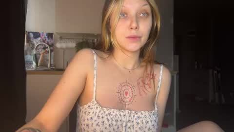 Sonechka online show from 10-24-25, 05:04