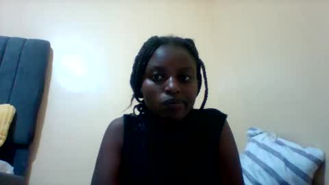 Snapshot of liligal chatting on 05-17-26, 05:27 liligal online show from 05-17-26, 05:27