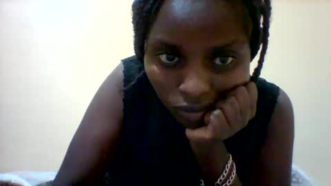 Snapshot of liligal chatting on 05-17-26, 07:54 liligal online show from 05-17-26, 07:54