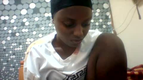 Snapshot of liligal chatting on 07-16-26, 05:13 liligal online show from 07-16-26, 05:13