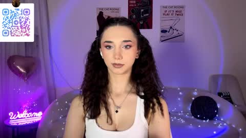 Snapshot of lilihalvorsen chatting on 06-08-26, 10:32 Lina online show from 06-08-26, 10:32