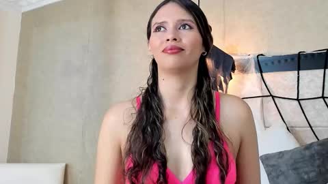 LilyJensen online show from 10-24-25, 08:27