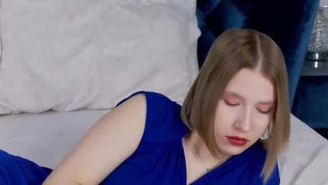 LiliLinn online show from 02-27-25, 04:52