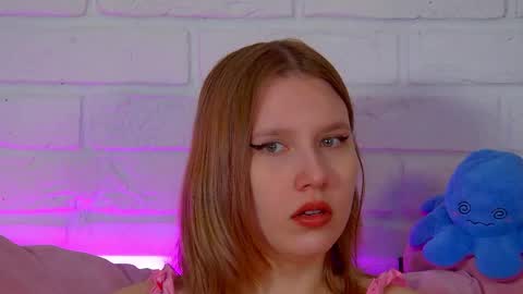 LiliLinn online show from 05-16-26, 04:42