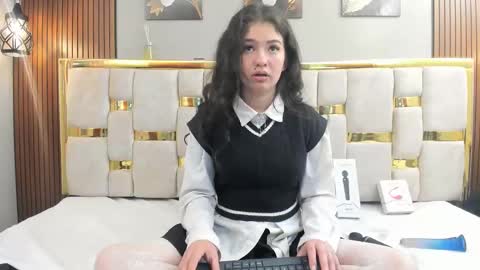 lilimini online show from 05-30-26, 08:39
