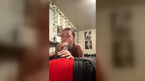 Snapshot of lilinga chatting on 06-20-26, 05:32 lilinga online show from 06-20-26, 05:32
