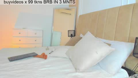 Snapshot of lilipinkette chatting on 03-03-25, 05:42 Lili online show from 03-03-25, 05:42