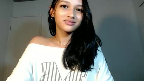 Snapshot of lilit_sensual chatting on 01-14-26, 10:43 Chloe online show from 01-14-26, 10:43