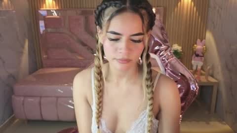 Lilith  online show from 04-06-26, 08:21